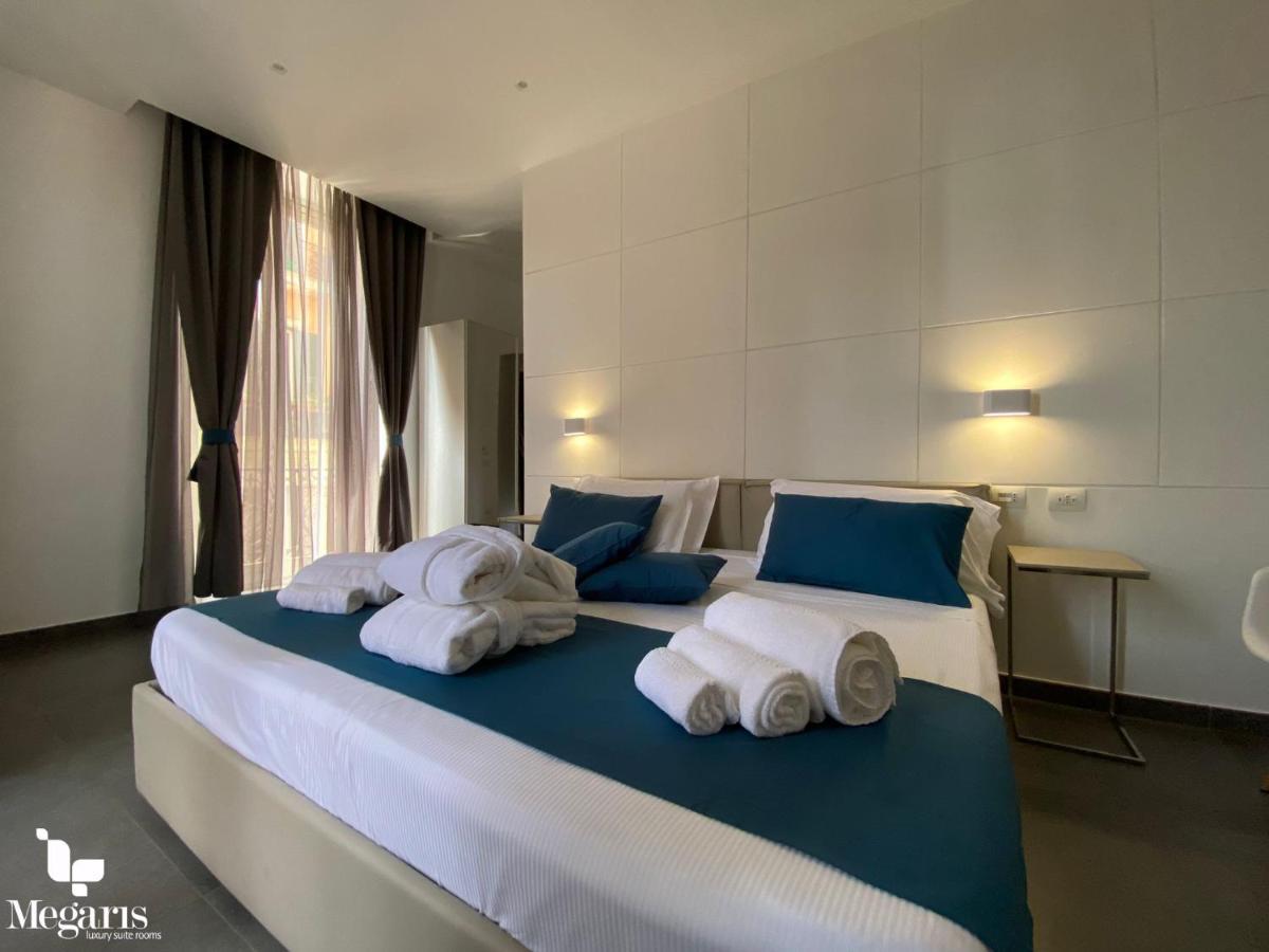 נאפולי Megaris Luxury Suite Rooms מראה חיצוני תמונה