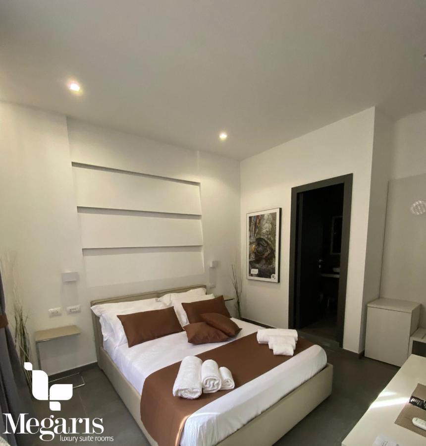 נאפולי Megaris Luxury Suite Rooms מראה חיצוני תמונה